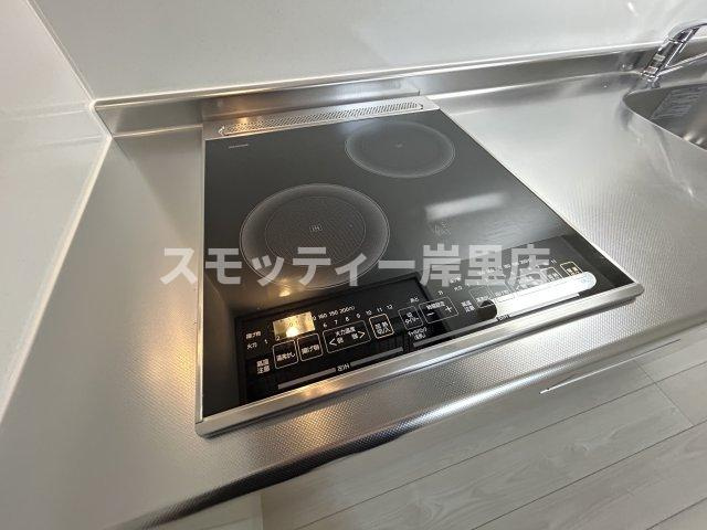 GRANDIR岸里のキッチン