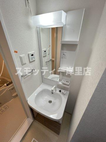 GRANDIR岸里の独立洗面台