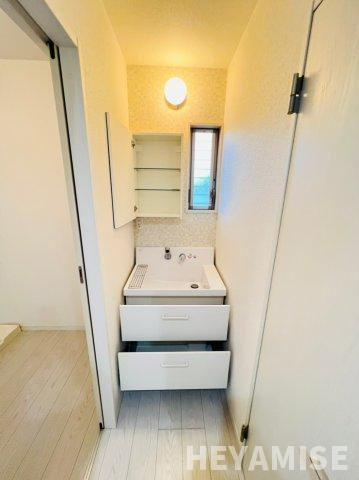 Casa　ConsolataⅡの洗面所|※同タイプのお部屋のお写真です。