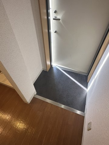 ジョイベストの玄関|毎日通る玄関はこちらです