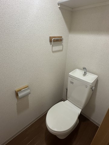 ジョイベストのトイレ|ゆったりとした空間のトイレです
