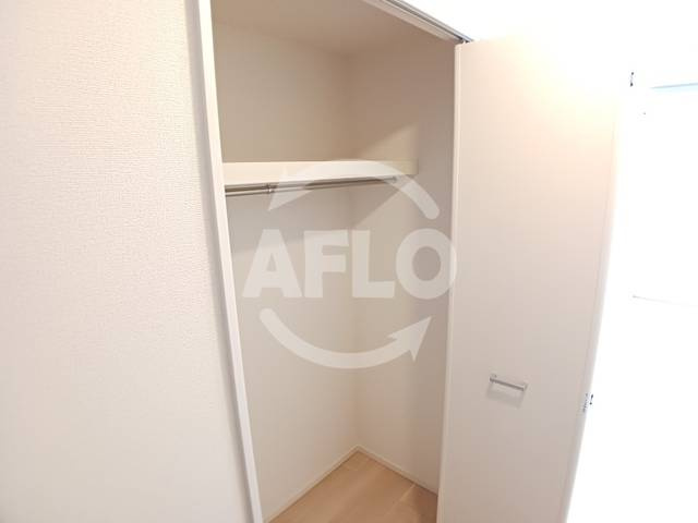 グランエムコート新大阪の収納|グランMコート新大阪　クローゼット