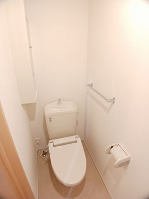 【トイレ】 | ベルエクラ | ゆったりとした空間のトイレです