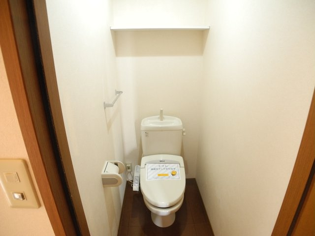 ホームタウン若葉Ｄのトイレ