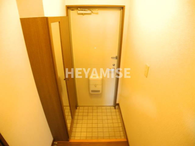 セモアさかえの玄関|※室内画像は別号室のもの