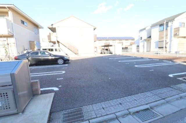 フォレスト サイトの駐車場