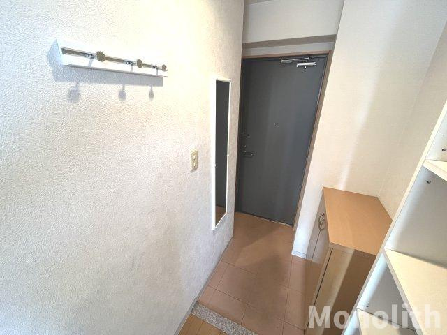 プールトゥジュールの玄関