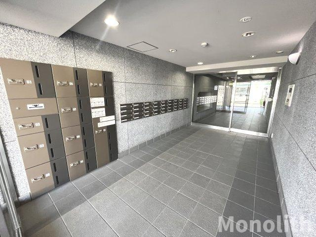 プールトゥジュールのエントランス