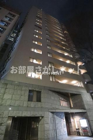 パレステュディオ新宿都庁前の外観