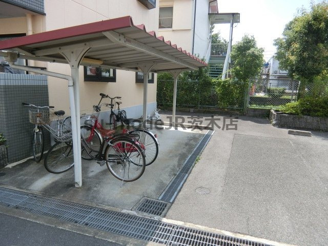 エムワイハイツの駐車場