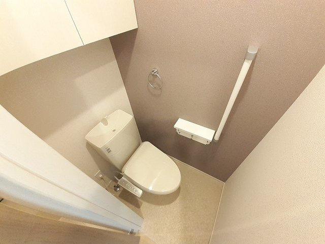 ペガサスＢのトイレ|ゆったりとした空間のトイレです