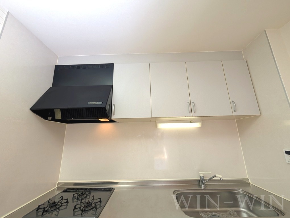 フローラ・リヴェールのキッチン|イメージ（同建物内別部屋の写真です）