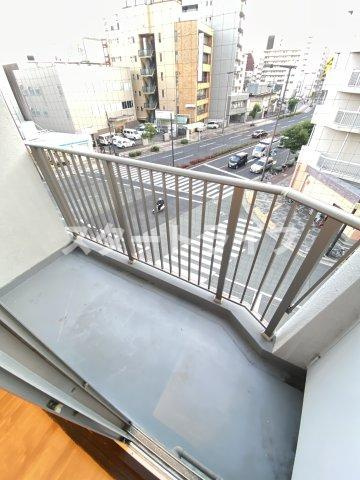 大阪市東淀川区東中島１丁目の賃貸マンションのバルコニー