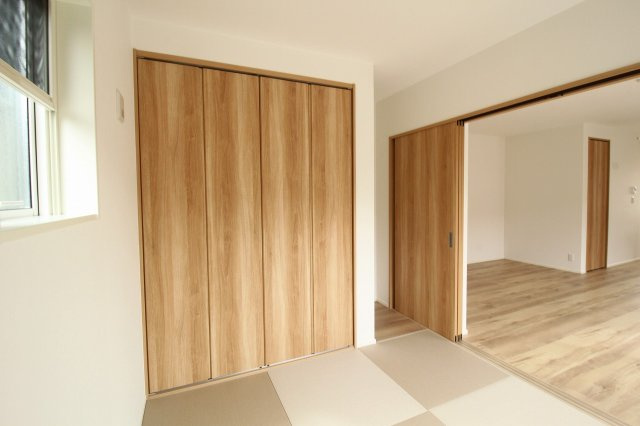 土佐市蓮池　新築戸建　2号棟　（全2区画）の外観|4LDK+WCL+FCL+SC+P　建物面積112.61㎡（約34.06坪）
１階　59.20㎡／2階　53.41㎡　
