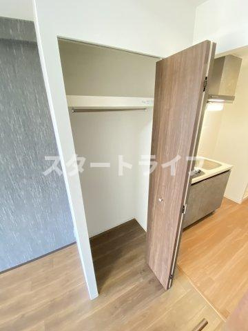 大阪市東淀川区西淡路１丁目の賃貸マンションの収納