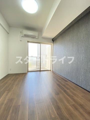 大阪市東淀川区西淡路１丁目の賃貸マンションの居間・リビング