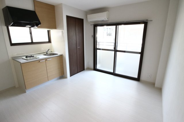 カーサ滝の茶屋の居間・リビング