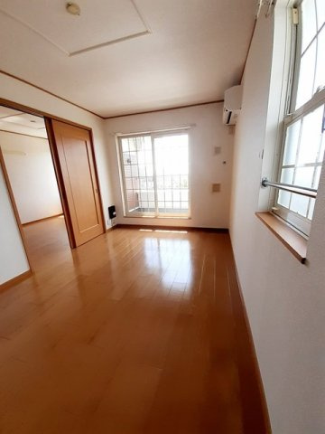 ラッフィナート・カーサ参番館の居間・リビング