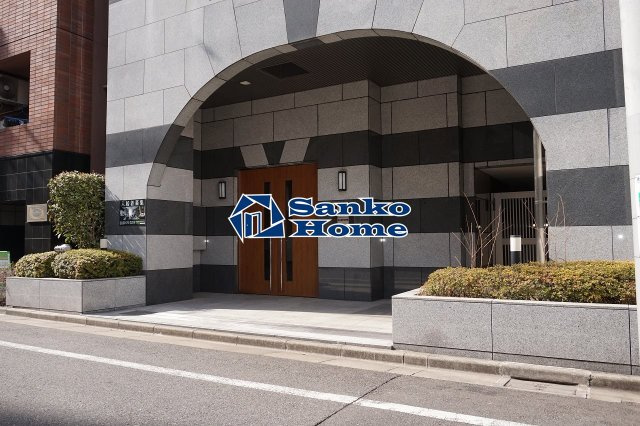 パレステュディオ日本橋東壱番館のエントランス