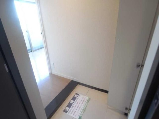 パレステュディオ日本橋東壱番館の玄関