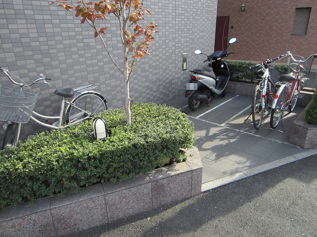ルーブル王子のその他共用部分|駐輪場有ります！