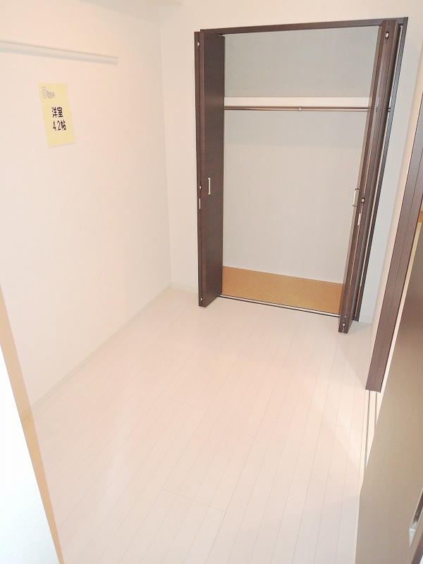 アーベル更紗北堀江　の寝室