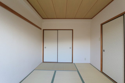 【和室】 | ルーヴ豊中 | ※同タイプの写真となり、実際のお部屋とは異なる場合があります