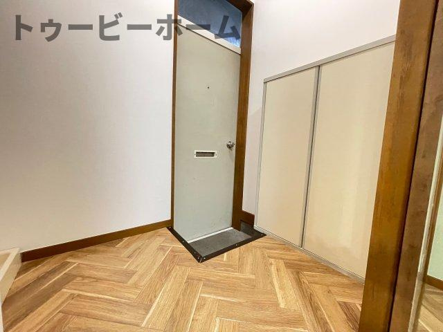 エスパシオA棟の玄関|※画像は同物件別室となります。