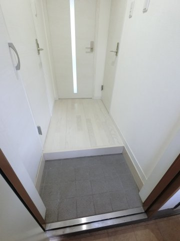 Ch・Bruの玄関
