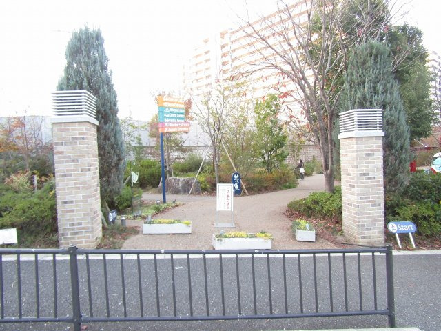 ミリカヒルズ1街区のエントランス