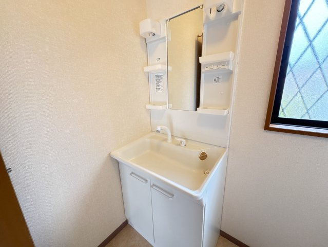 リビングタウン学園北　D棟の洗面所