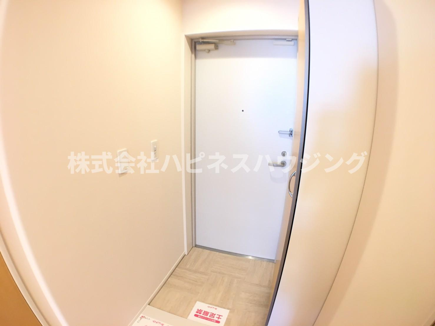 ラフィネ　柏の玄関