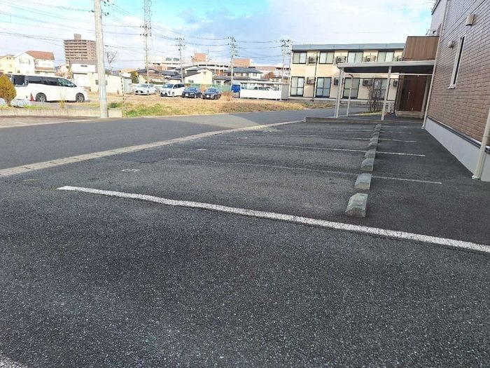 ボヌールＴの駐車場