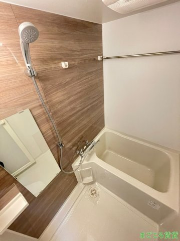 【浴室】 | スプランディッド大阪WEST
