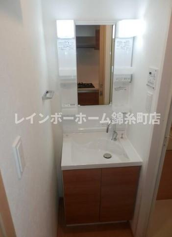 ユリカロゼAZ亀戸の独立洗面台