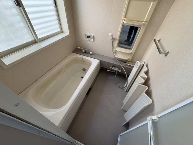 リフォーム 中古戸建　揖斐郡池田町田畑　平成11年築の浴室|クリーニングを行いました。
