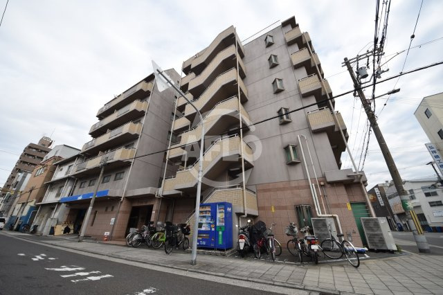 ラ・トゥール　九条北小学校の外観|ラ・トゥール　外観