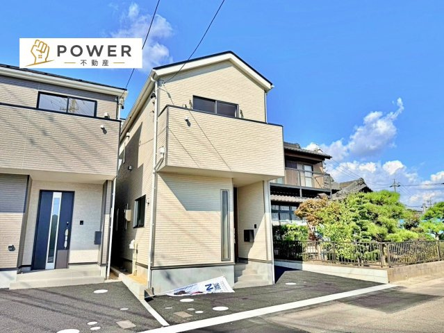 クレイドルガーデン　大府市東新町第2の外観|落ち着いた色合いと上品な質感の外観は、家族の成長とともに永く愛せるデザインを実現しています。									
									