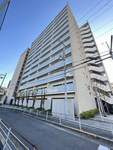 アーバンエース五条公園パルの外観