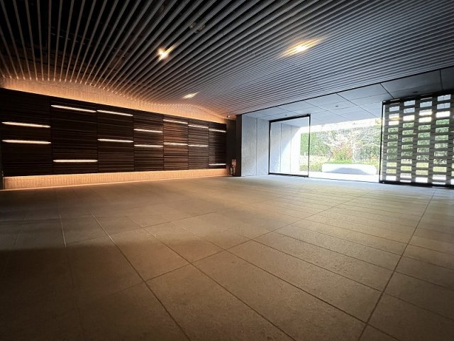 アーバンエース五条公園パルのロビー