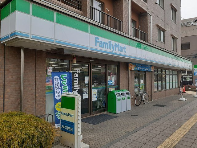 グラン　エリアールの周辺|ファミリーマート豊四季南店まで600m
