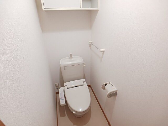 【トイレ】 | ｓｍａ・ラパスⅠ | シンプルで使いやすいトイレです