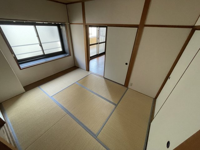 ハイツ瓦木の和室