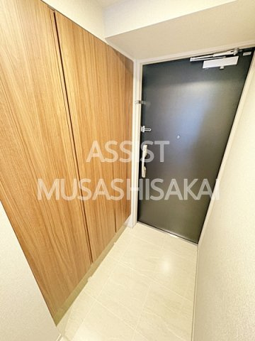 トラープランド蒼麗館の玄関|写真：設備同仕様の別物件です