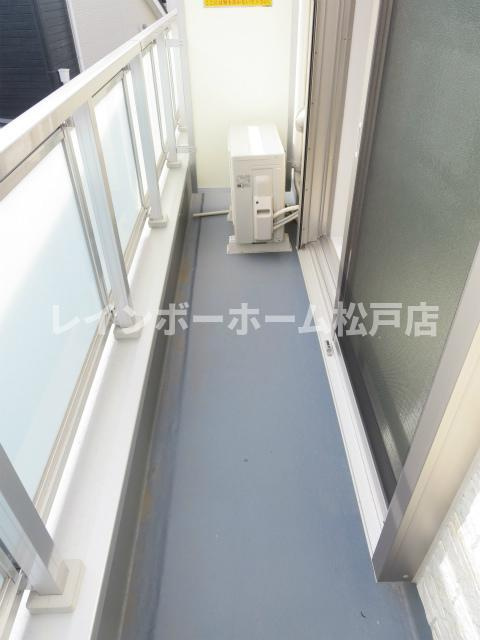 リブリ・ルーエ 仲介手数料（賃料の1.10ヵ月）の50％OFF対象物件！のバルコニー|広々としたバルコニーです