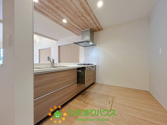 幸手市緑台１丁目６期　新築一戸建て　02のキッチン