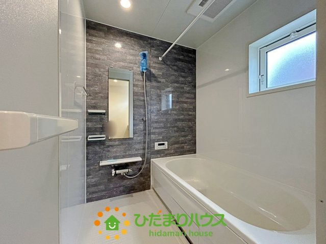 幸手市緑台１丁目６期　新築一戸建て　02の浴室