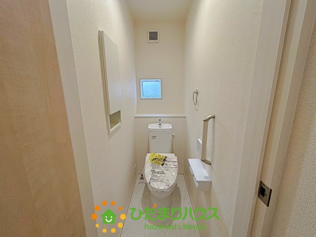 幸手市緑台１丁目６期　新築一戸建て　02のトイレ