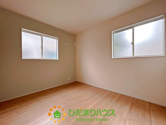 幸手市緑台１丁目６期　新築一戸建て　02の洋室