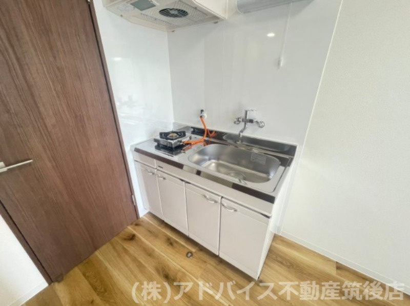 久留米市三潴町西牟田のアパートのキッチン